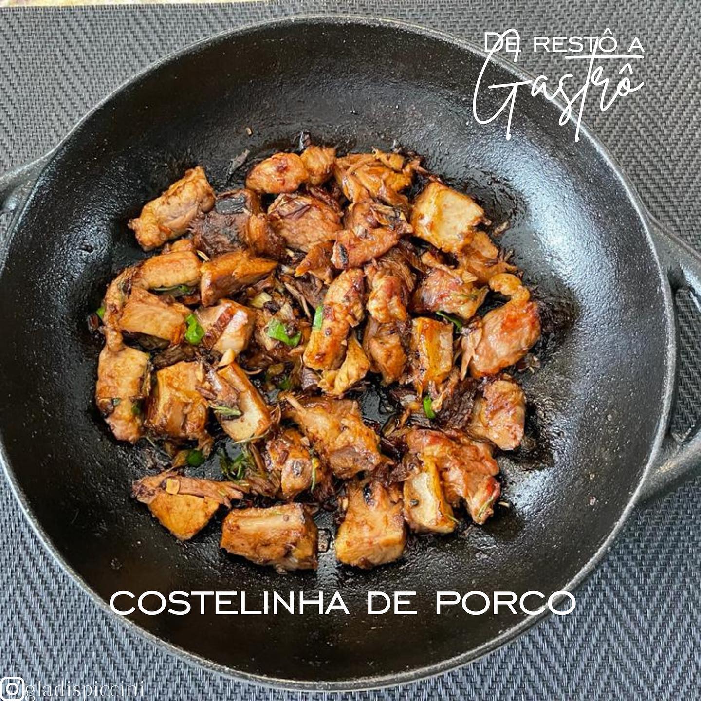 No momento você está vendo Costelinha de porco à moda Thai